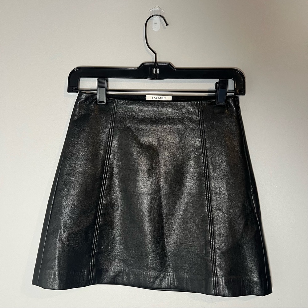 Aritzia Babaton Faux Leather Mini Skirt Size O Black